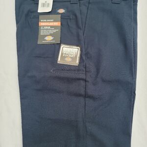 Dickies Dark Blue Regular Fit Shorts. 11 Inch Inseam, Cell Pocket